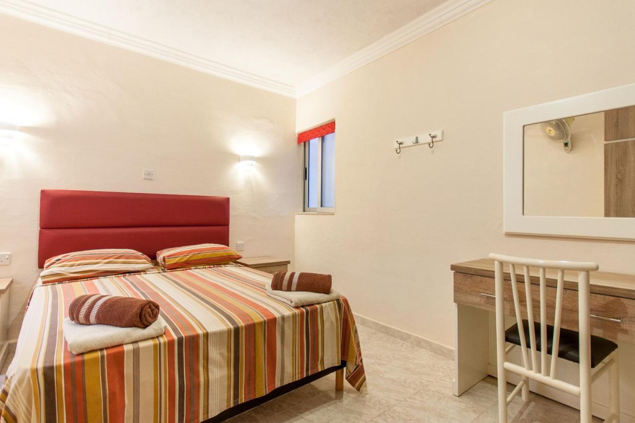 Pool And Sea Merill Apartments - Happy Rentals Mellieħa Extérieur photo