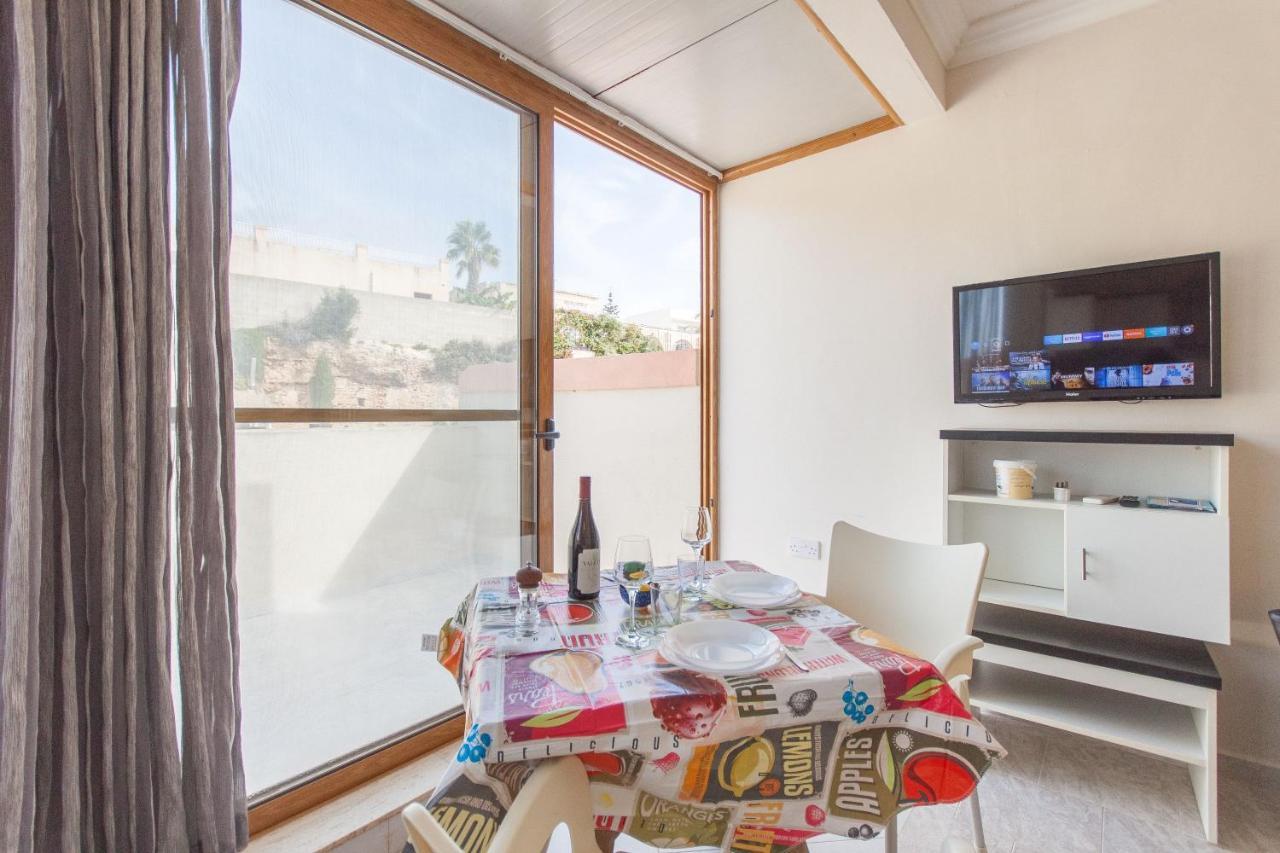 Pool And Sea Merill Apartments - Happy Rentals Mellieħa Extérieur photo