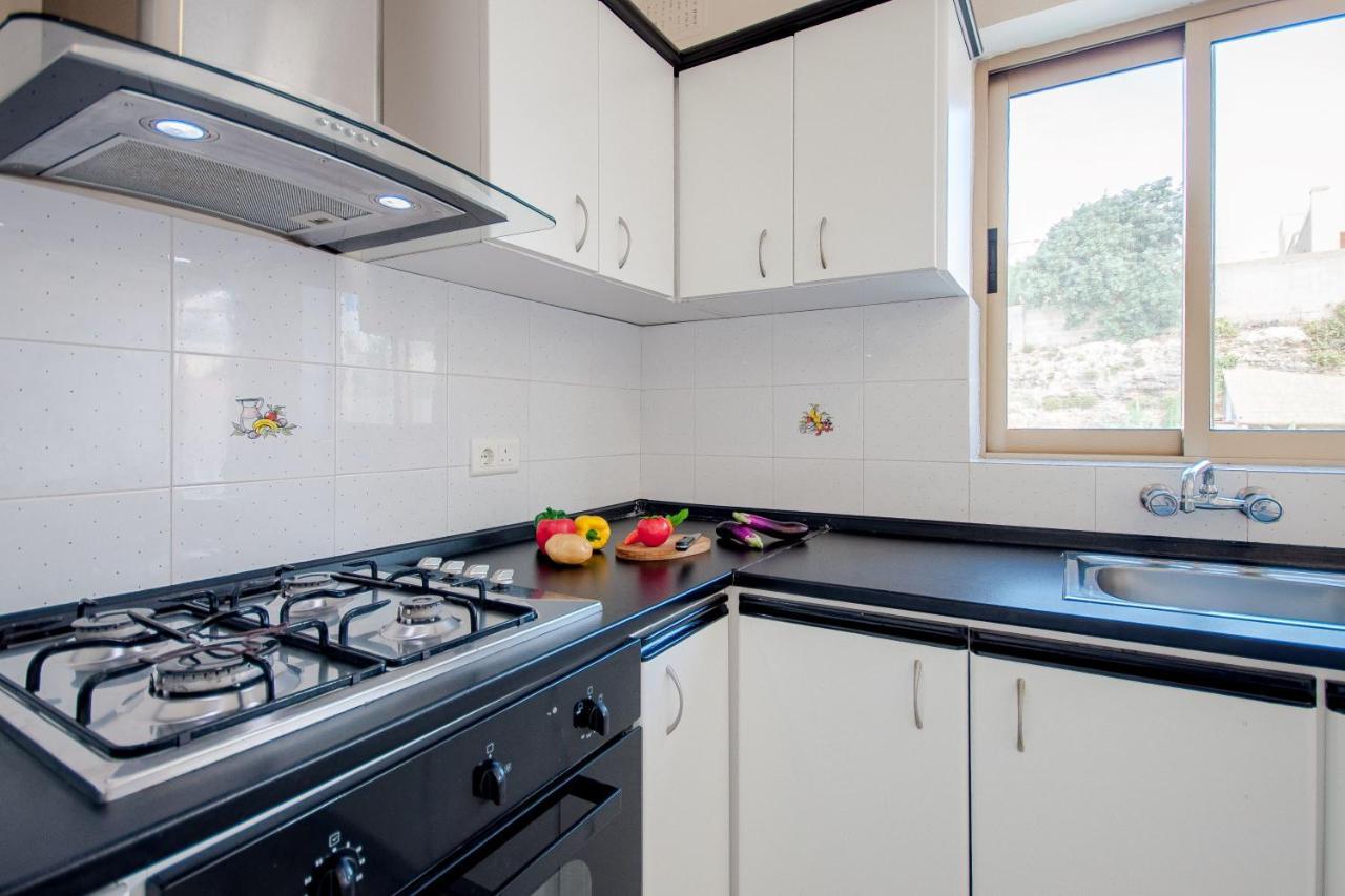 Pool And Sea Merill Apartments - Happy Rentals Mellieħa Extérieur photo